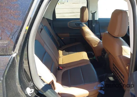 2022 Ford Bronco Sport Badlands z USA, uszkodzony, nr VIN 3FMCR9D94NRE31332